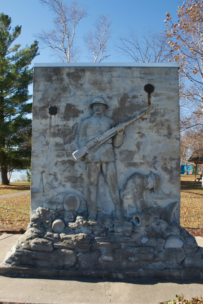 WW1 Monument Before Restoration